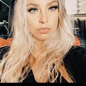 Meet your Posher, Hailey